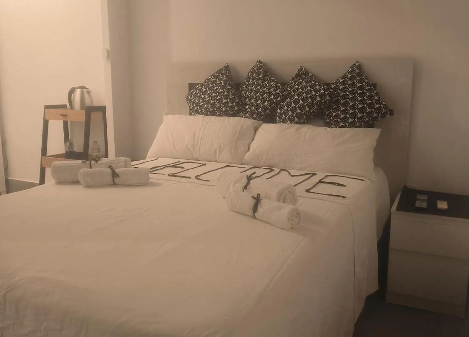Homestay Pinar Suites Habitaciones Torremolinos Spain