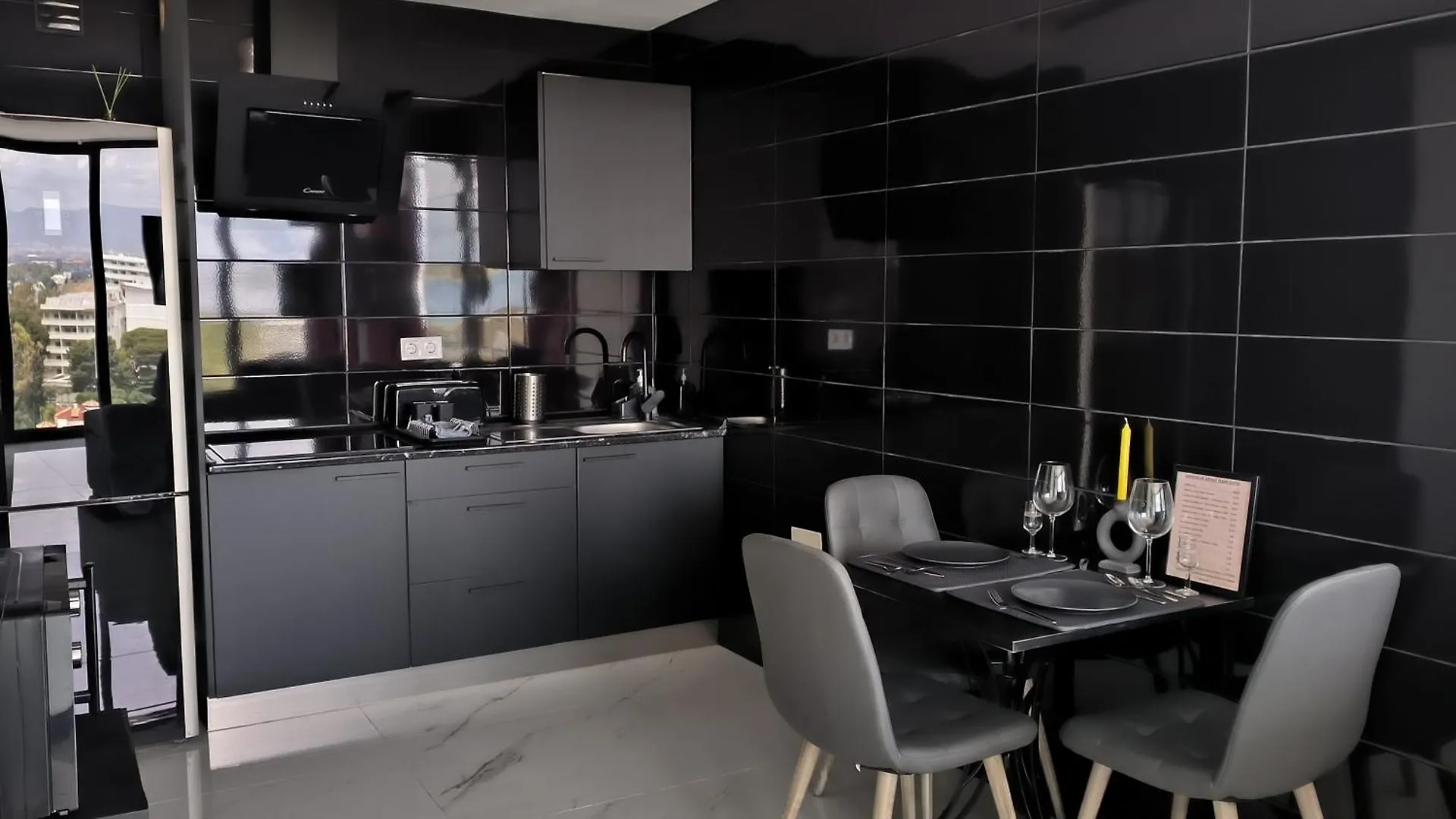 Homestay Pinar Suites Habitaciones Torremolinos