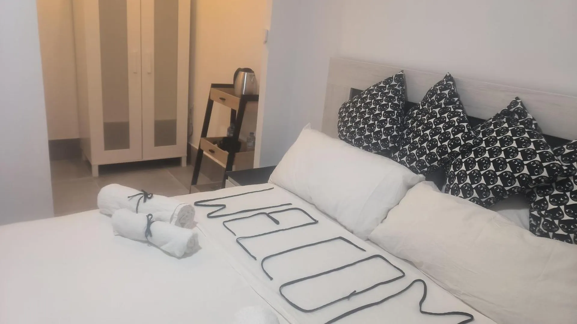 Pinar Suites Habitaciones Torremolinos Homestay